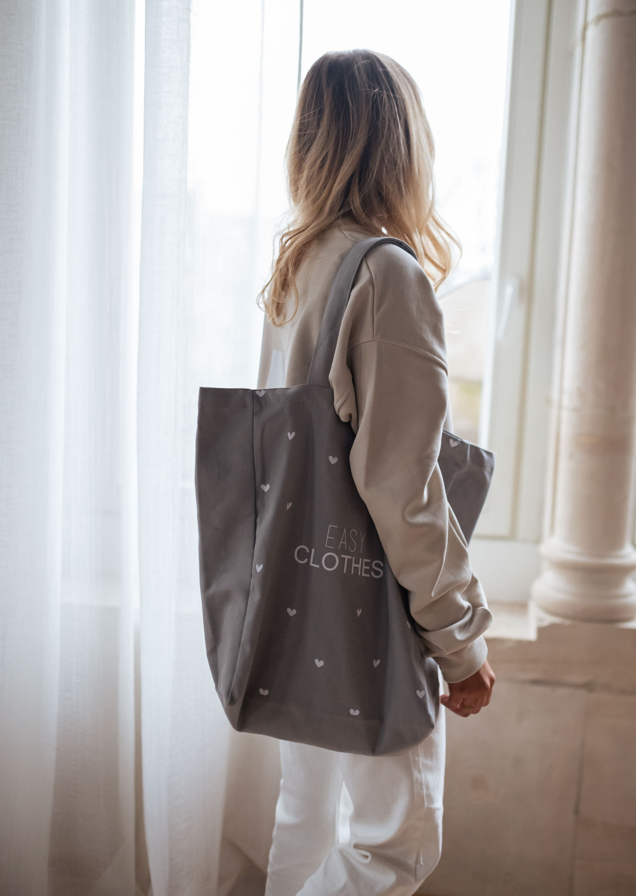 Grey tote bag with hearts*EASY CLOTHES Best